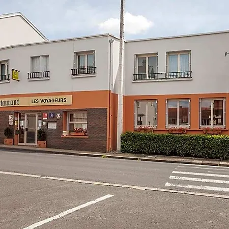 Szálloda Logis Les Voyageurs Lezoux