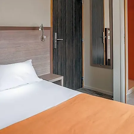 Logis Les Voyageurs Szálloda 2*