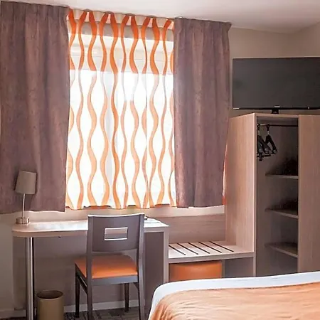 Logis Les Voyageurs Lezoux