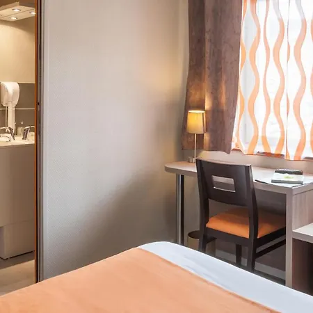 Hotel Logis Les Voyageurs